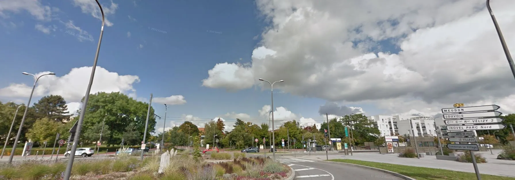 Screenshot of Google view showin a road